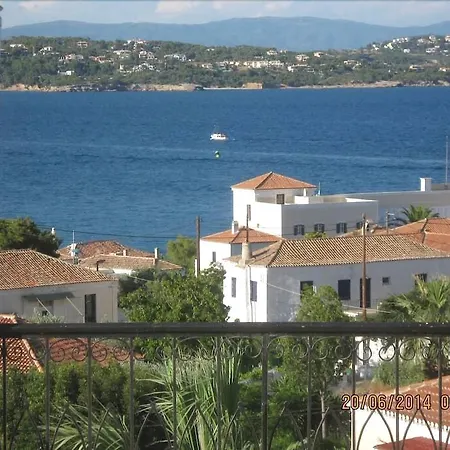 Ostrella, Vacations With Seaview Guest house 3*